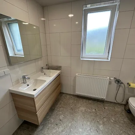 292 * Černý Dŭl