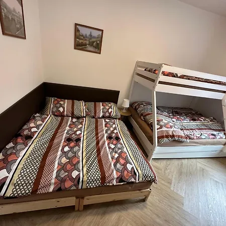 292 * Černý Důl