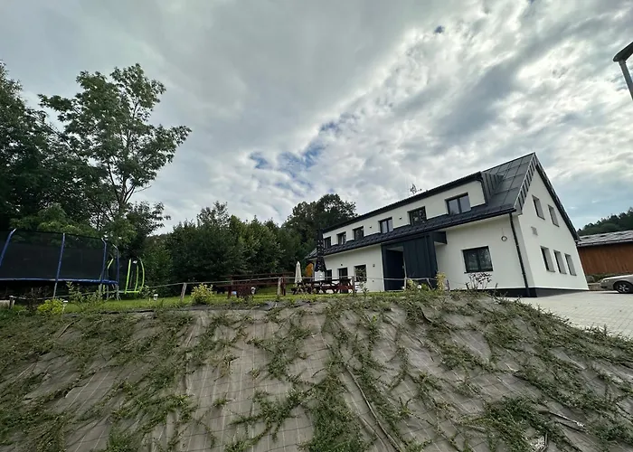 292 * Černý Dŭl